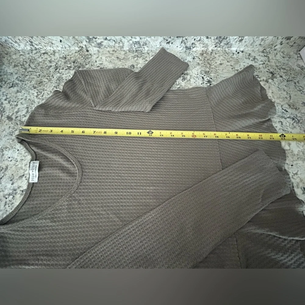 Paper Crane Anthropologie Waffle Knit Thermal Long Sleeve Ruffle Hem Top Size S - Picture 8 of 8